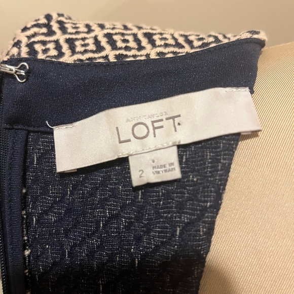 Tan & black pattern flounce hem dress, size 2 - Picture 6 of 7